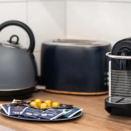 Deluxe-apartment I Balkon I Tiefgarage I Wlan Magdebourg