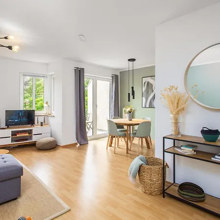 Deluxe-apartment I Balkon I Tiefgarage I Wlan *